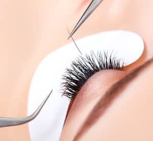 A Set of Semi-Permanent Eyelash Extensions, Eyelash Refill and Foot Spa Treatment at Senses Salon Beauty Care Shop Online at Dubai Offers