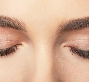 Full Set of Eyelash Extensions at Mary Beauty Salon Beauty Care Shop Online at Dubai Offers