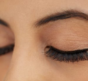 Full Set of Individual Eyelash Extensions with Optional Eyebrow Shaping at Icicle Beauty Lounge (Up to 58% Off) Beauty Care Shop Online at Dubai Offers