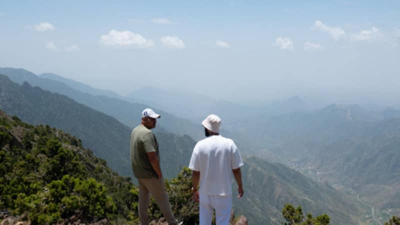 Hike to Mount Soudah Sightseeing and Tours Al Reef Park - Image 2